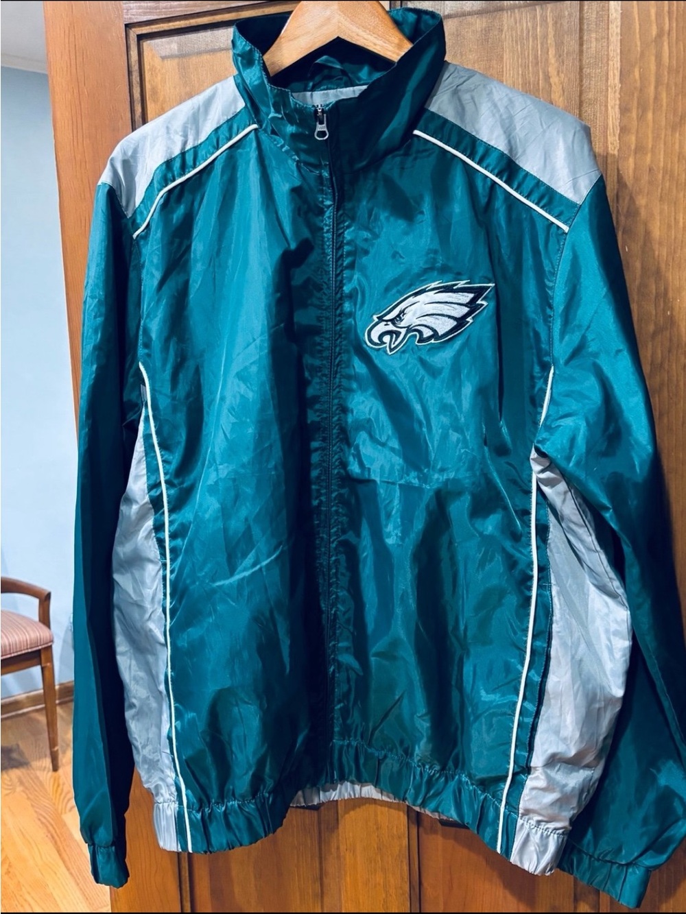 Vintage NFL Philadelphia Eagles Embroidered Windbreaker Jacket